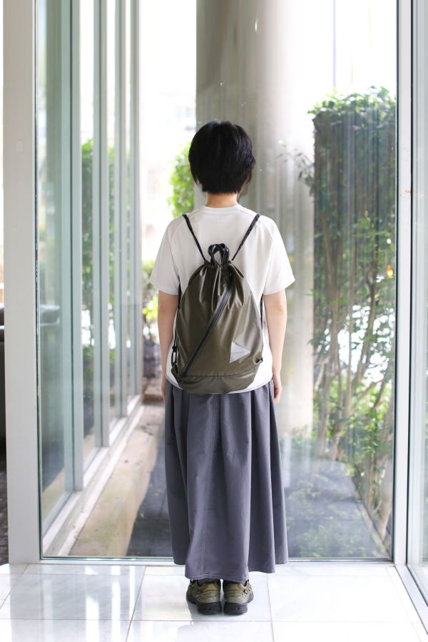and wander Crisp Rip Drawstring Bag