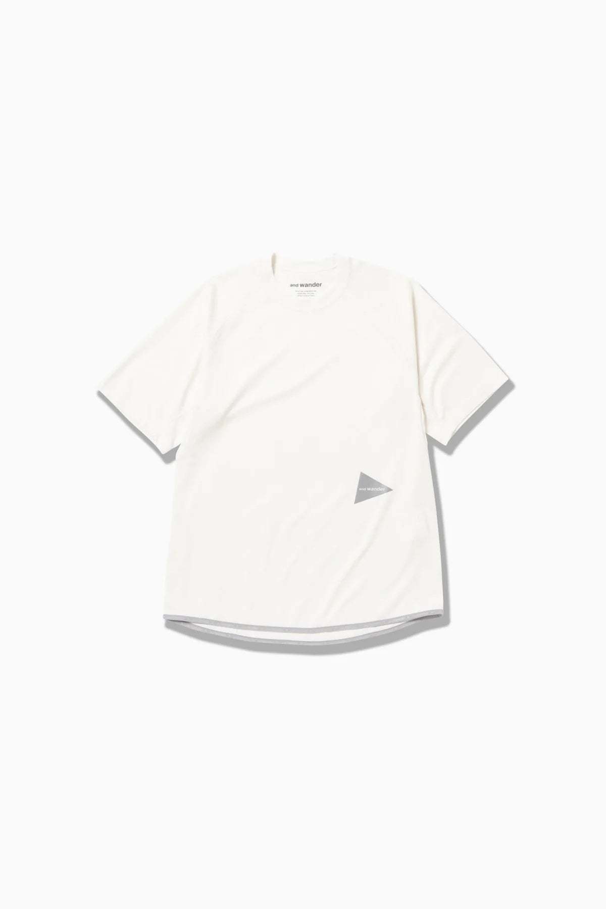 and wander Dry Jersey Raglan T-Shirt - Image 5 of 7