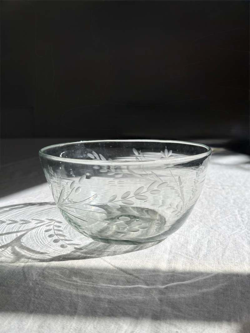 Villa Lua Home Hand-Etched Serving Bowl