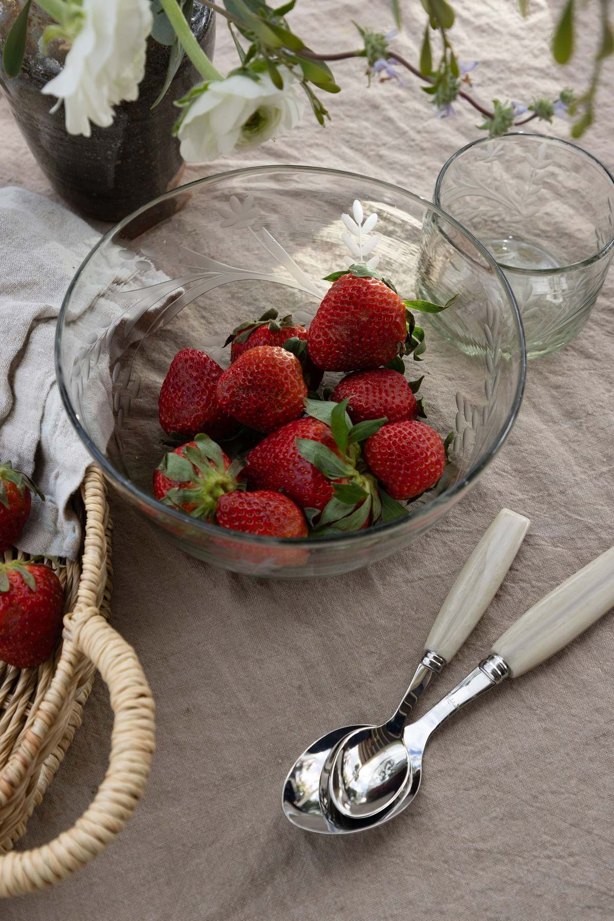 Villa Lua Home Hand-Etched Serving Bowl - Image 5 of 6