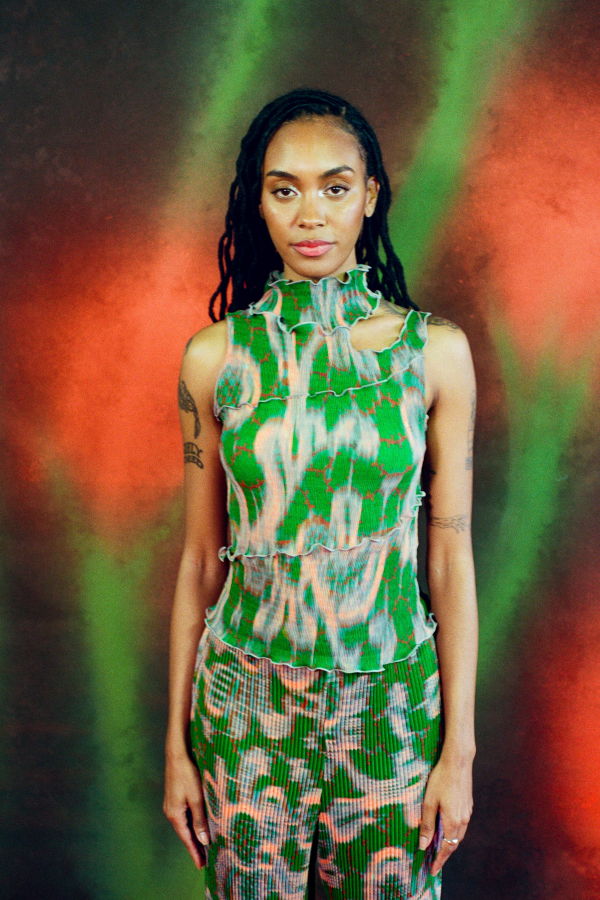 Julia Heuer Matti Top in Gallia