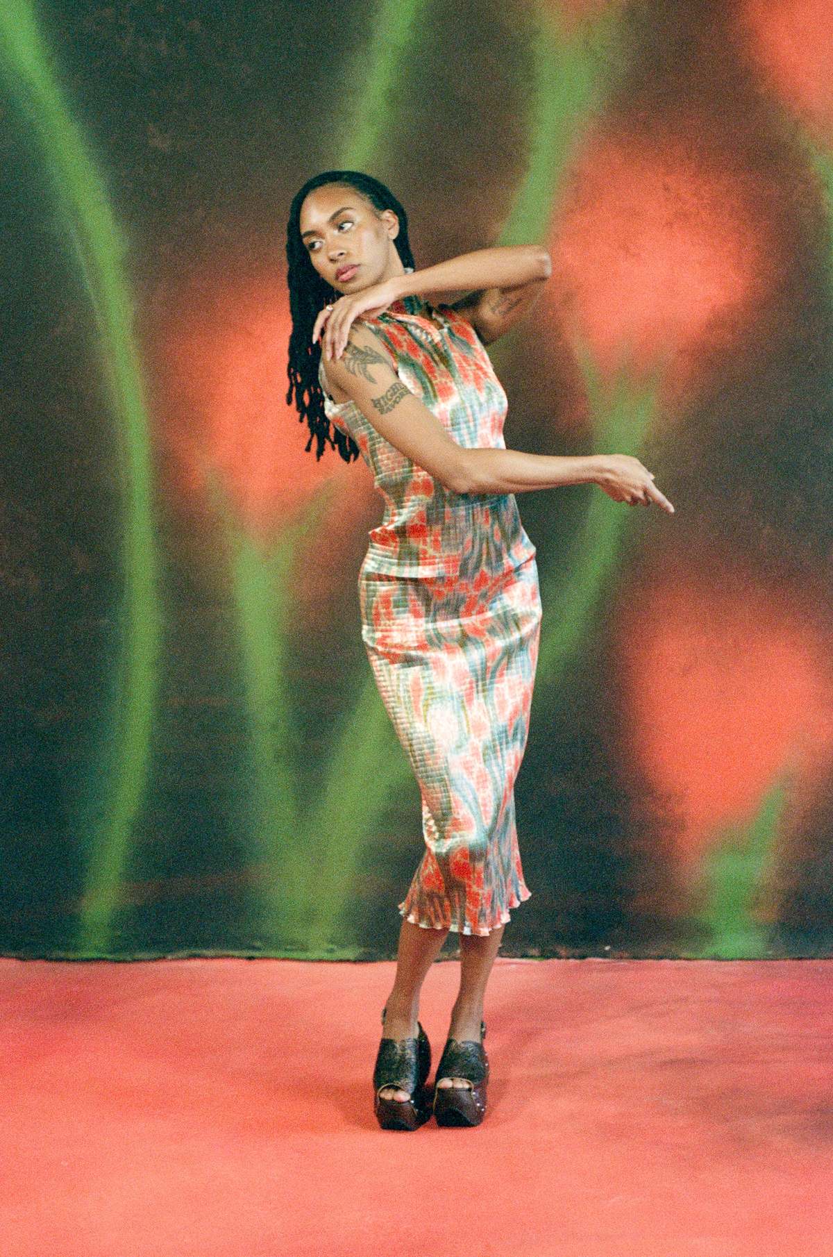 Julia Heuer Tito Dress in Gallia 3 - Image 7 of 8