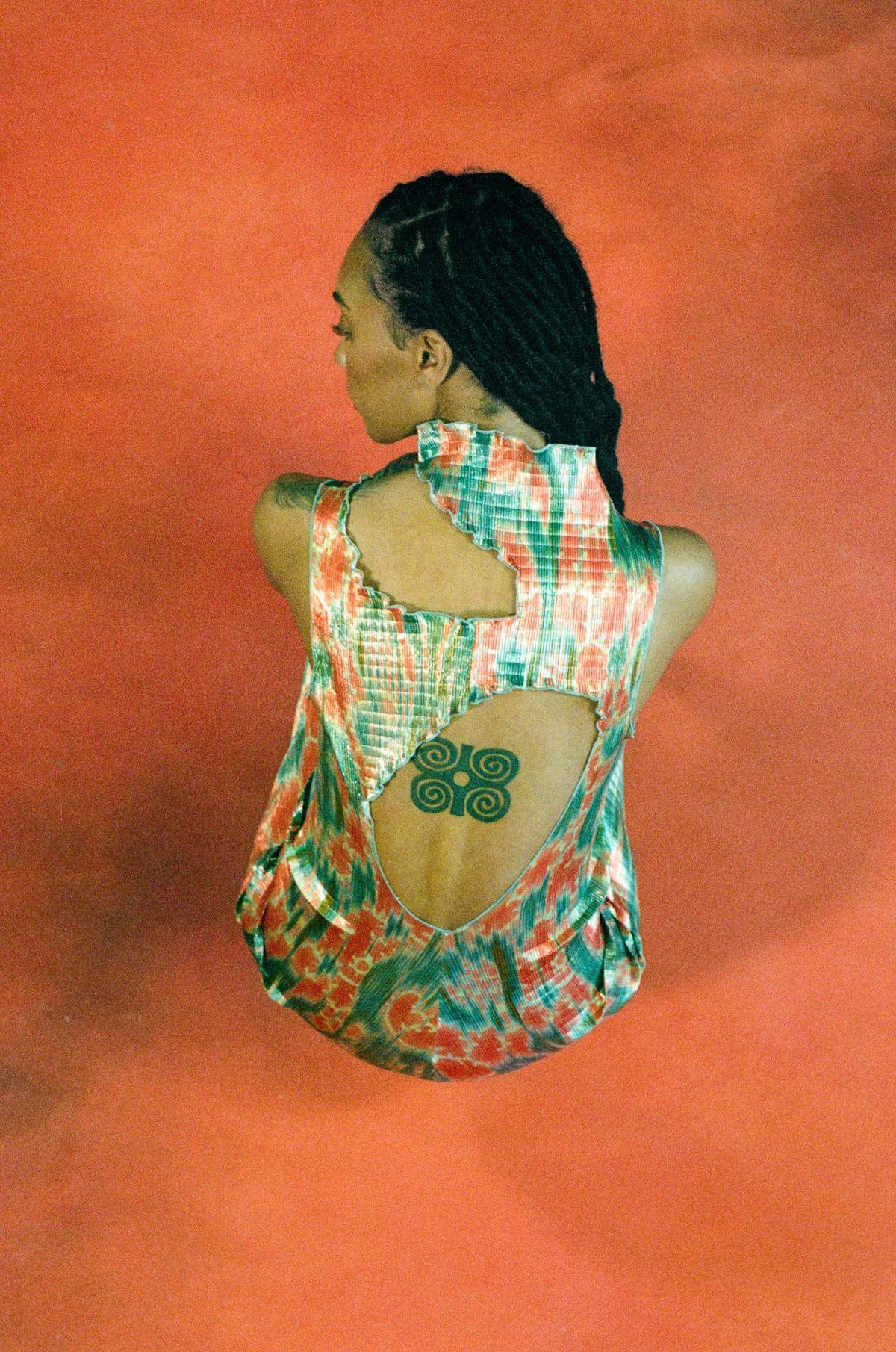 Julia Heuer Tito Dress in Gallia 3 - Image 8 of 8