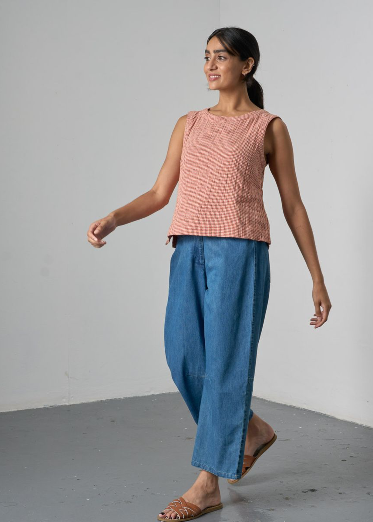 Bibico Alicia Barrel Leg Trousers - Image 13 of 14