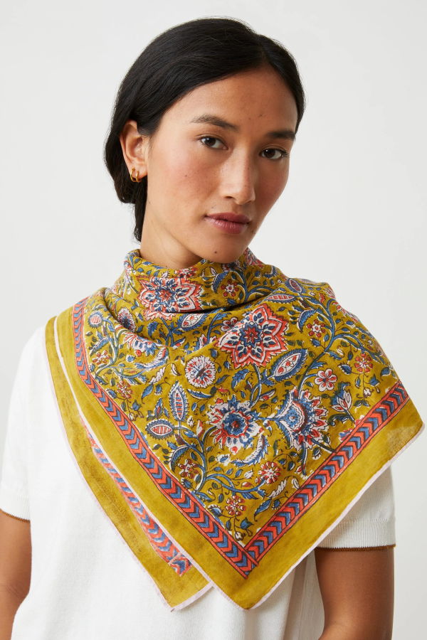 Moismont Agra No. 823 Scarf