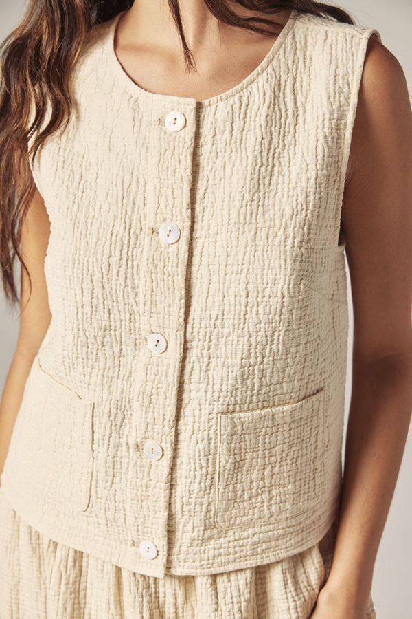 amente Button Down Jacquard Top