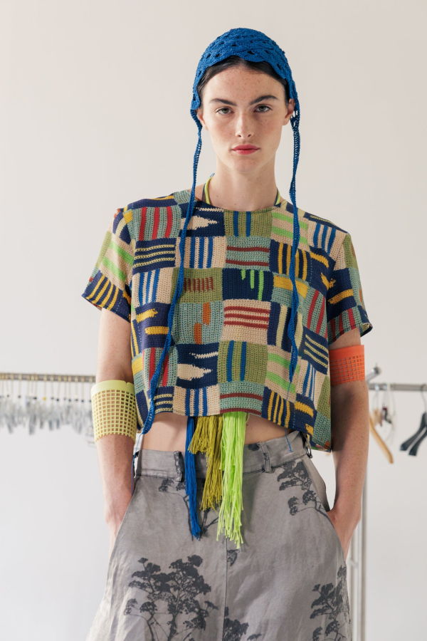 Serien°umerica Cropped Printed T-Shirt - Sand