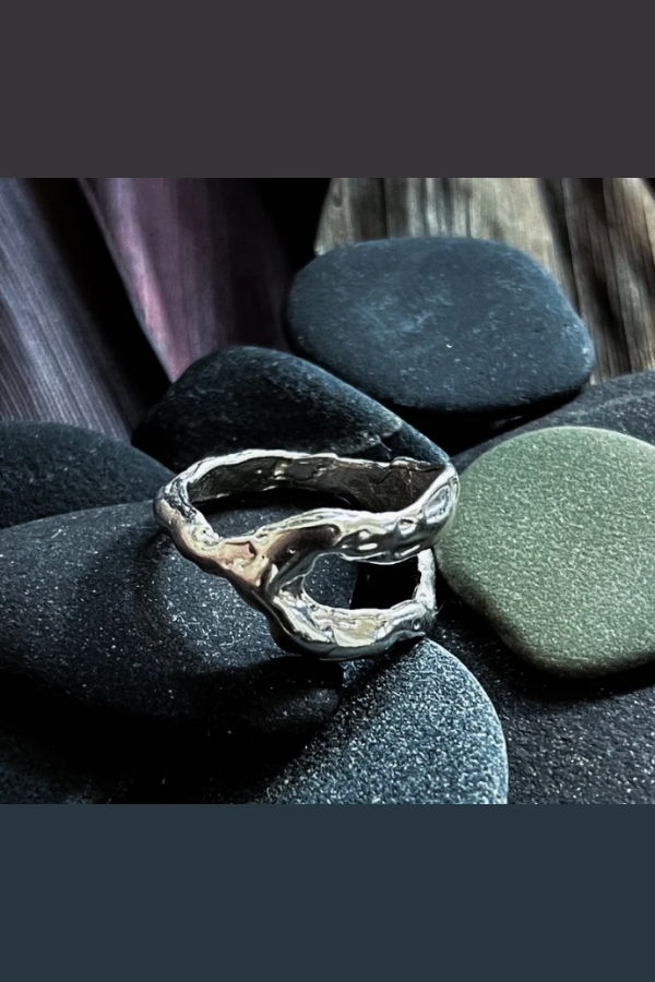 Pas Si Mal Cover Ring