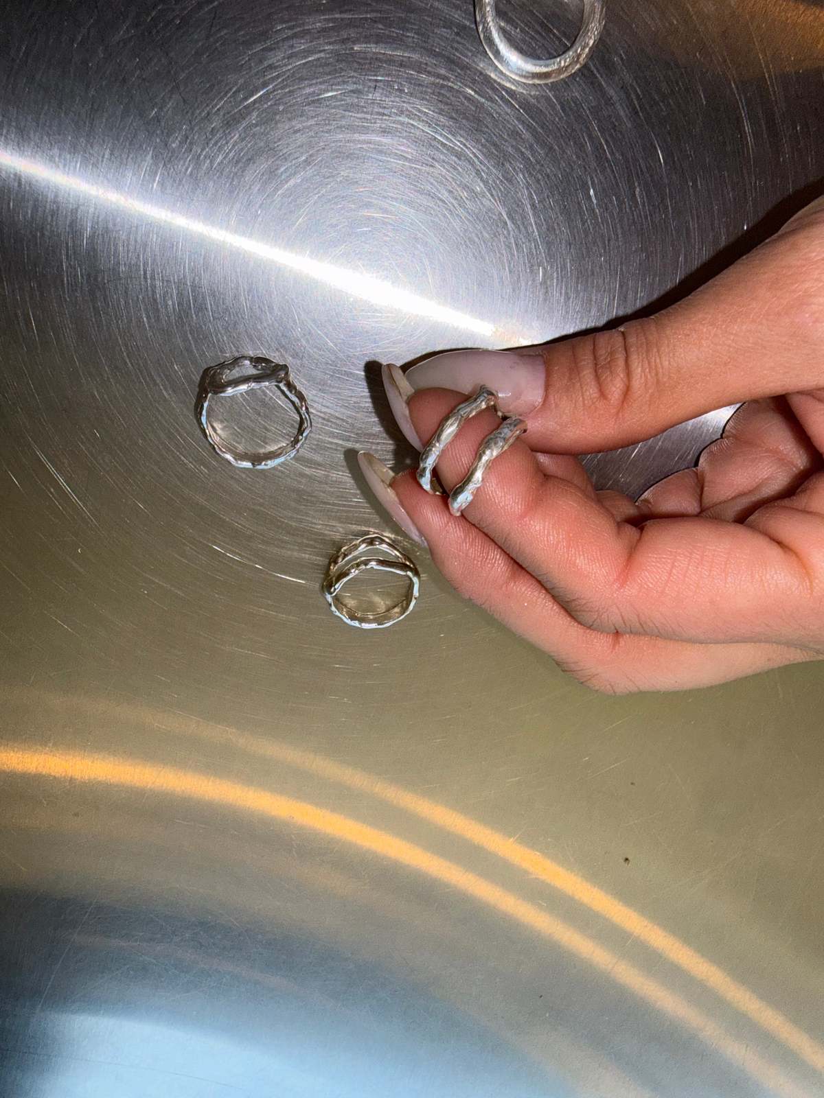 Pas Si Mal Duo Ring - Image 1 of 4