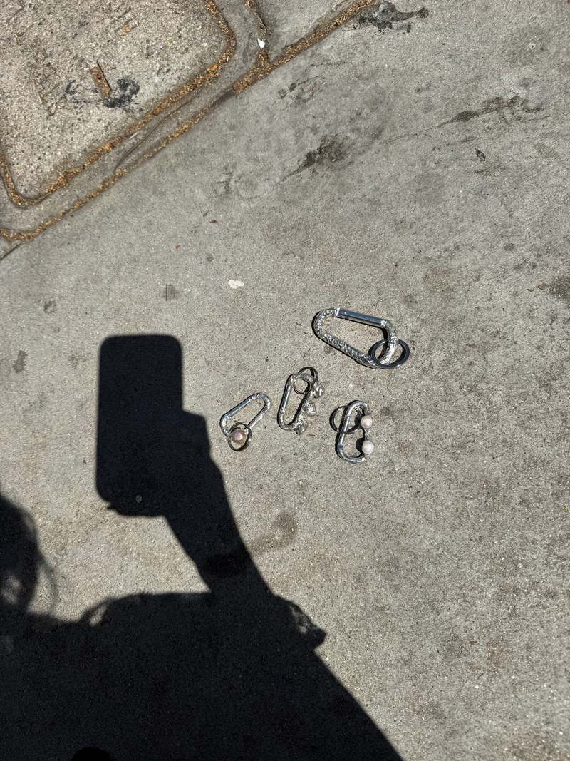 Pas Si Mal Rock Carabiner Keychain