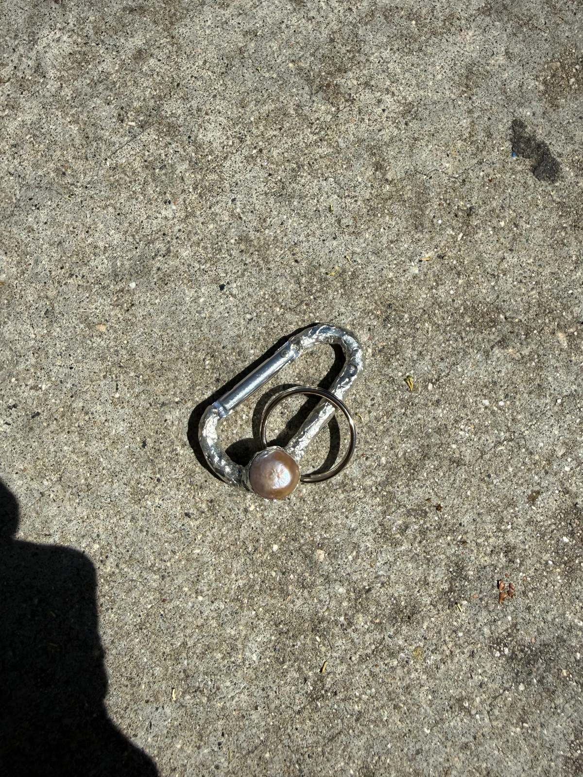 Pas Si Mal Rock Carabiner Keychain - Image 7 of 14