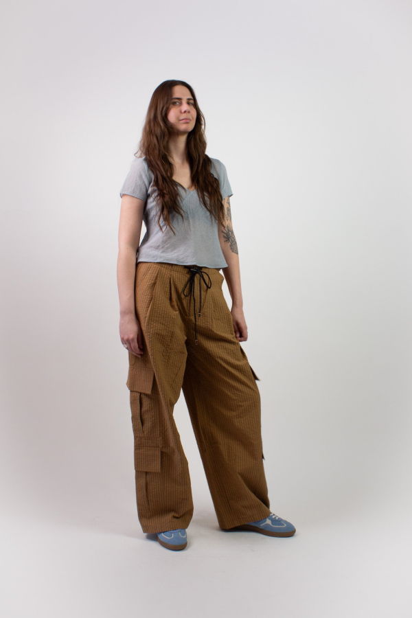 Kloke Centered V-Neck Top