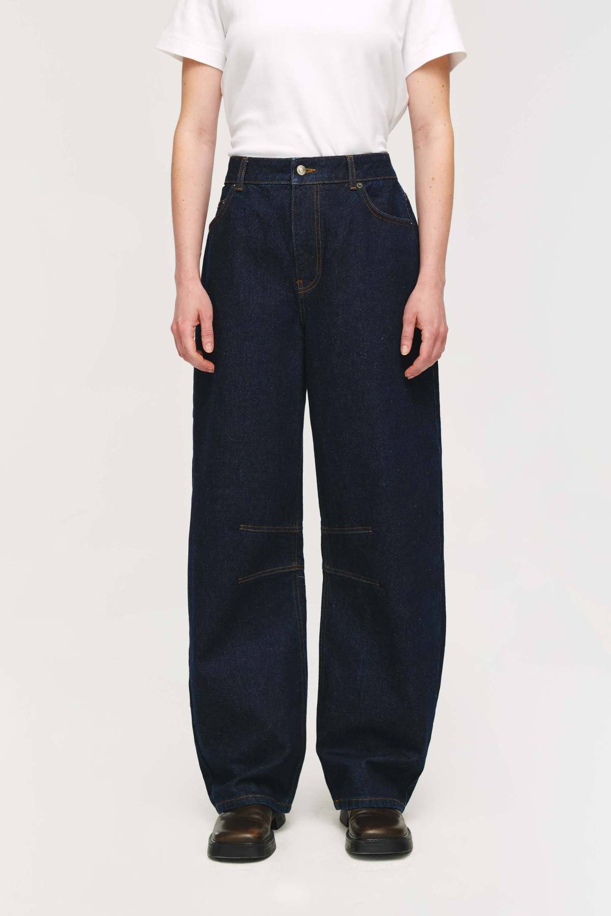 Aligne Mid Rise Rigid Barrel Jeans - Dark Denim - Image 3 of 4