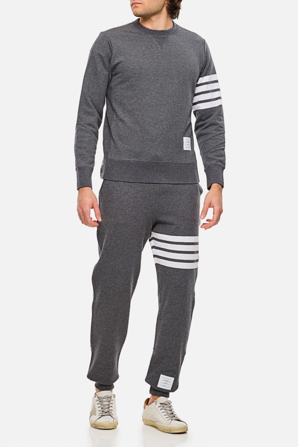 Thom Browne Classic Sweatshirt in Classic Loopback With Engineered 4 Bar - Gray