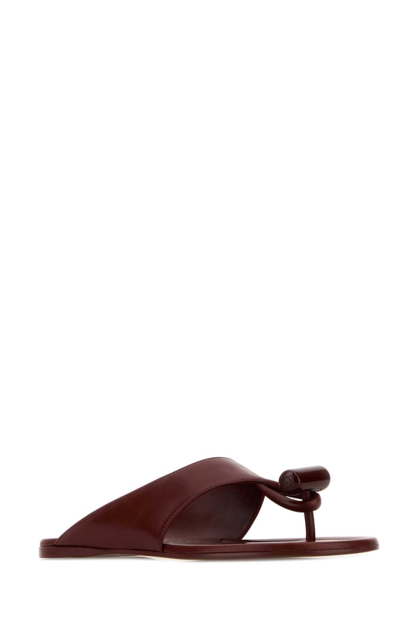 LOEWE Leather Toggle Thong Slippers - Burgundy