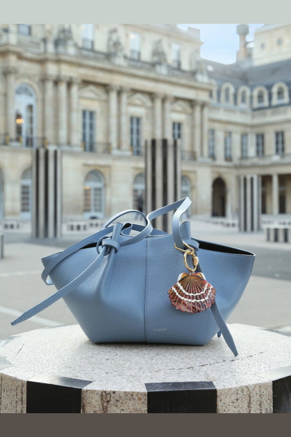 Solar Eclipse Seashell Keychain