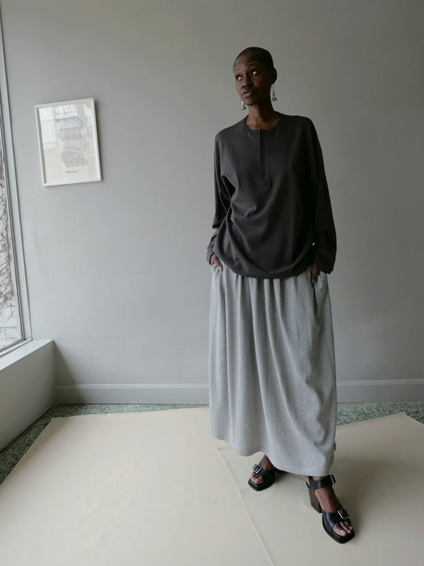Extreme Cashmere N407 Fatou Henley T-Shirt - Mud