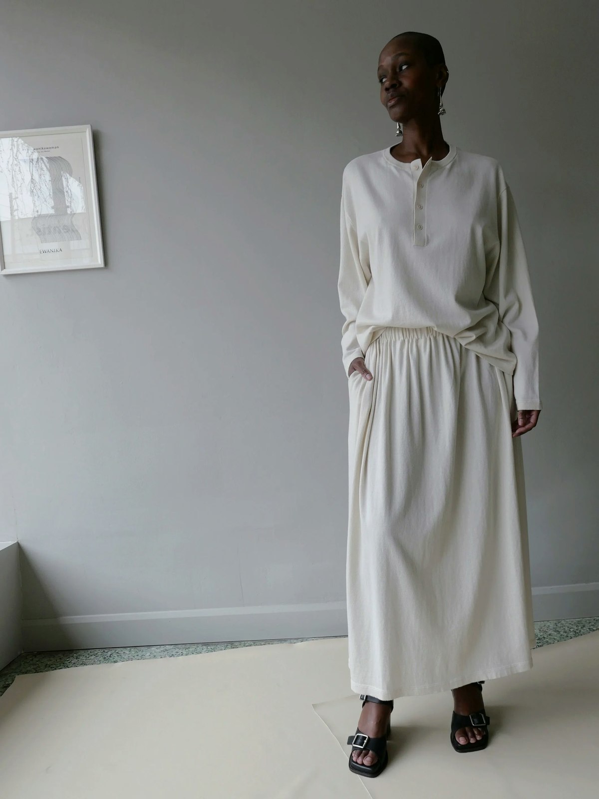 Extreme Cashmere N°407 Fatou Henley T-Shirt - Bone - Image 4 of 4