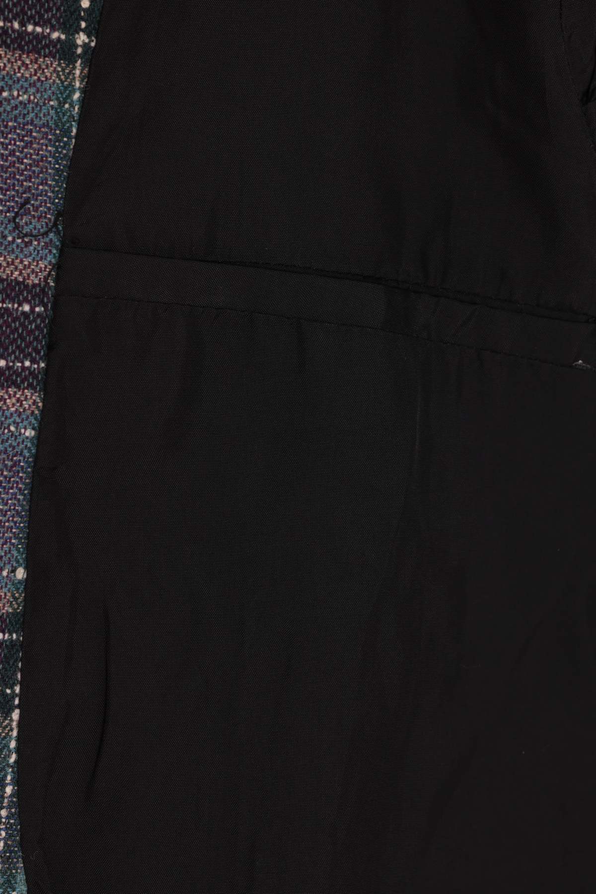 (Unattributed) 1980s–1990s, broken plaid lounge jacket, nubby tweed, workshop production - Image 4 of 5