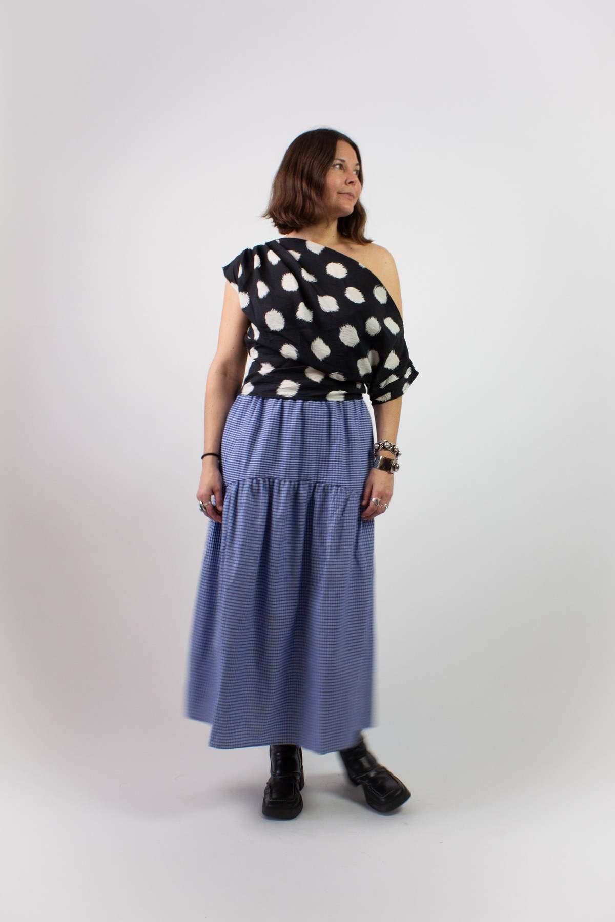 A Bronze Age Gingham Field Skirt - Image 4 of 9