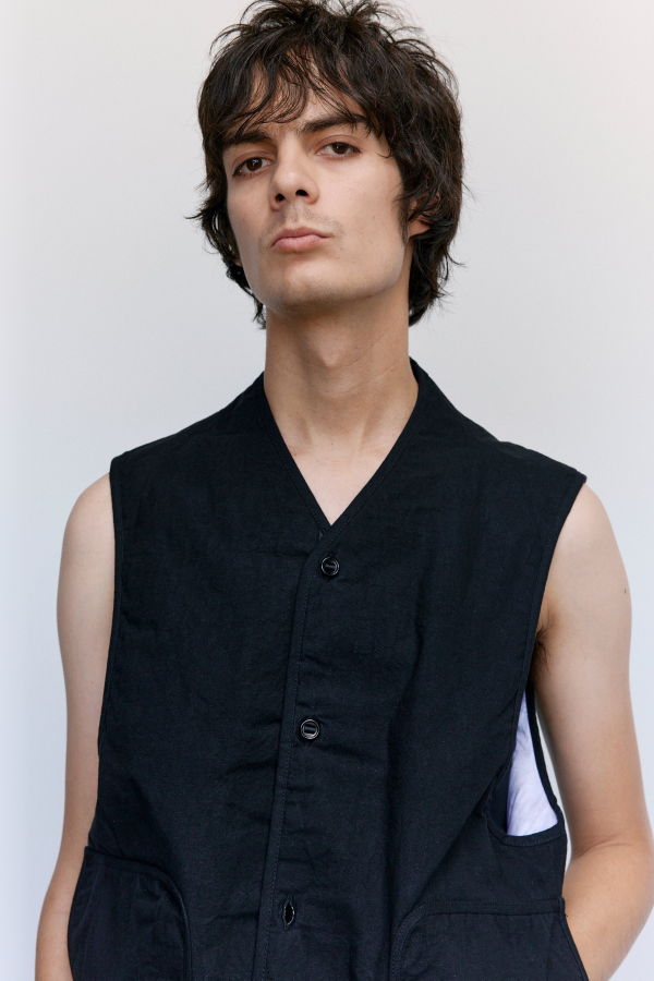 MAN-TLE R19D5 Wax Down Shield Vest