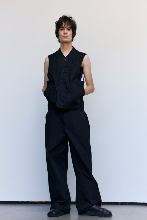 MAN-TLE R19D5 Wax Down Shield Vest