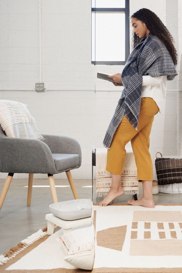 Variously Alloy Throw