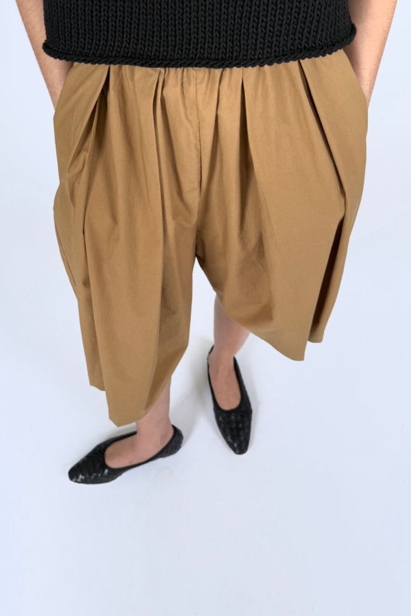 Modern Weaving Boxy Pleat Bermuda Short