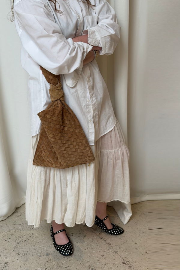 Preloved Bottega Veneta Intrecciato Twist Suede Bag with Top Handle - Camel