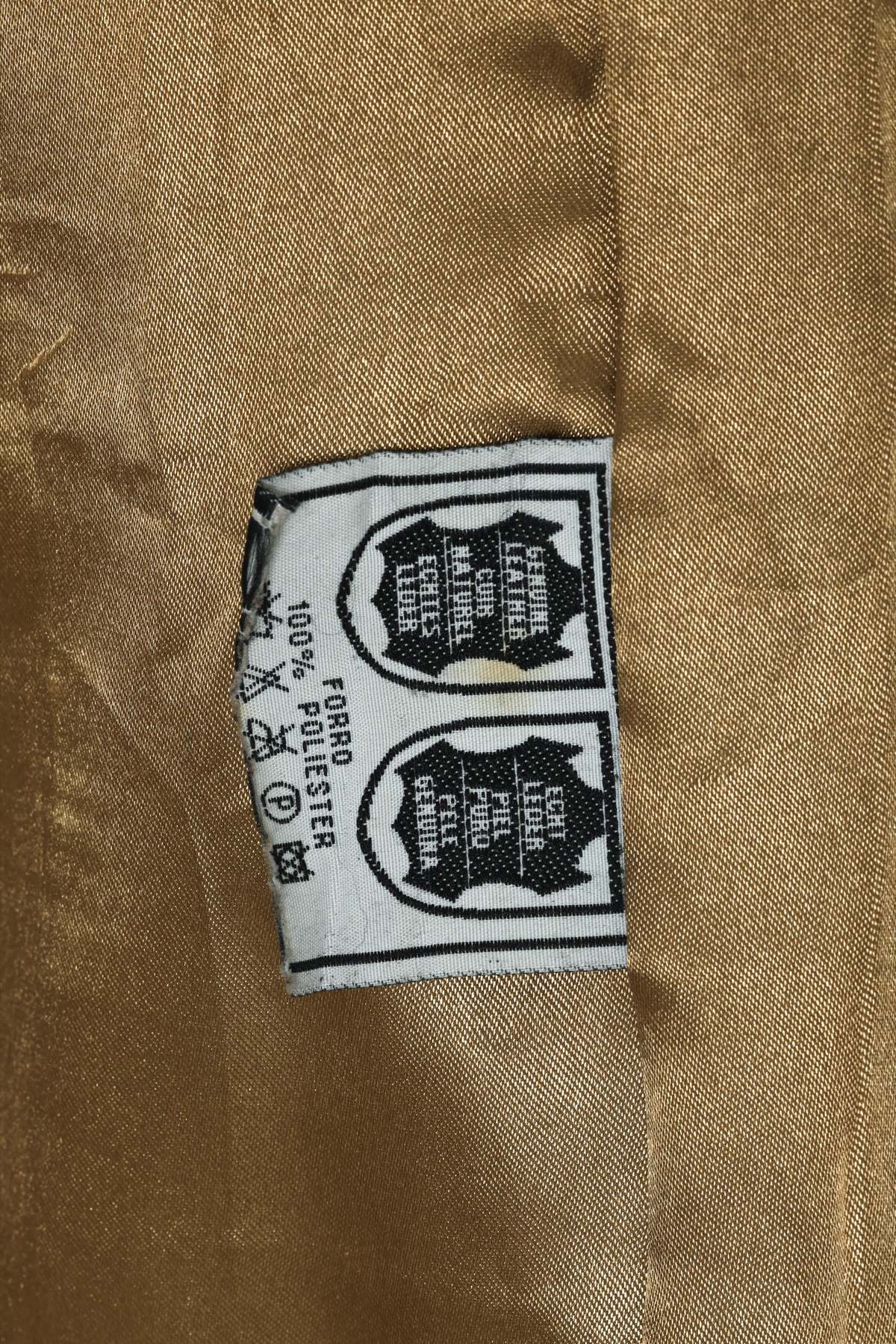 Francisco Cruz Patrão (Portugal) 1990–2000, Leather Coat, Mid-Length, Structured Seaming, Waist-Shaped Panels - Image 4 of 5