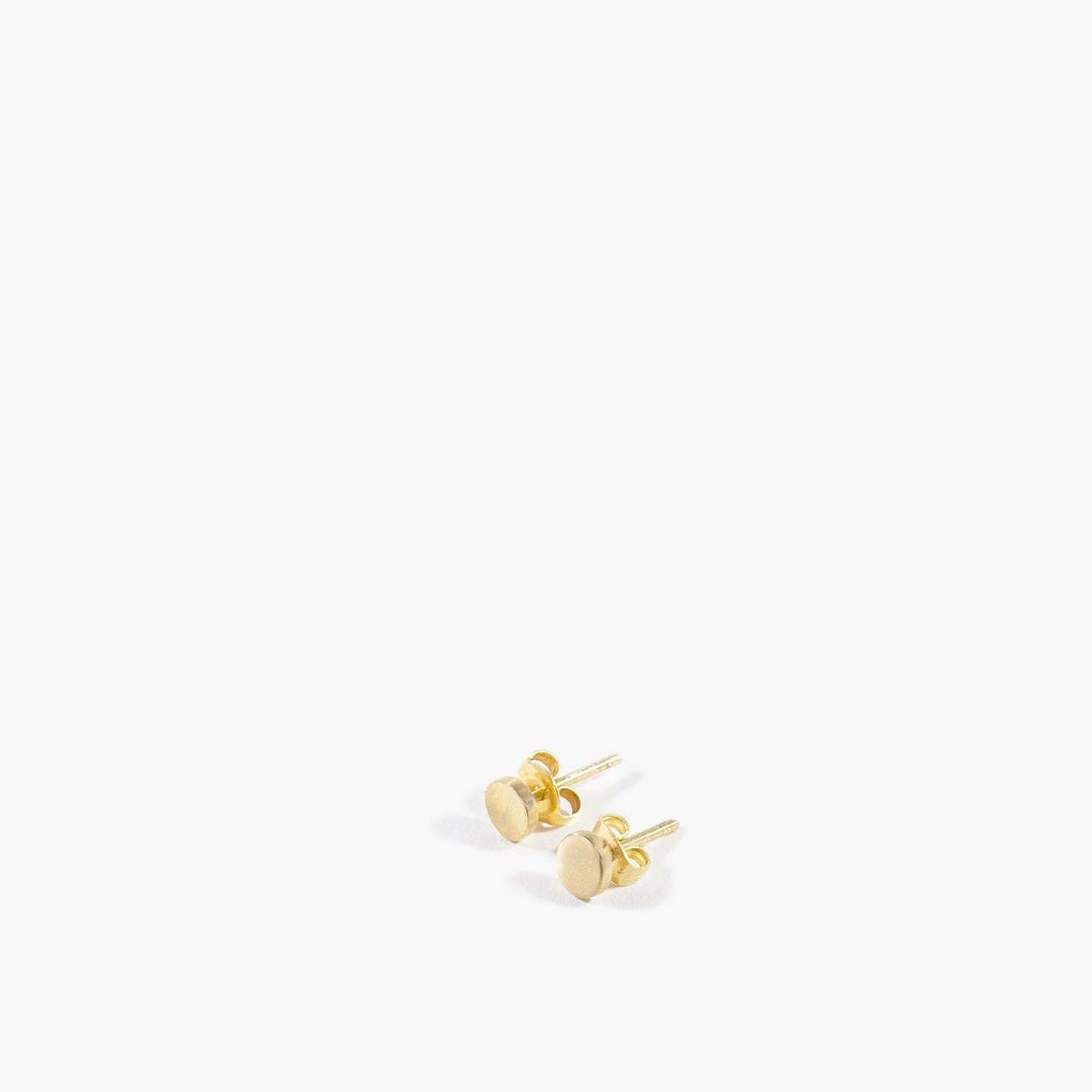 ADORN Dot Earring - 18 Karat Gold Plated Recycled Brass - Image 4 of 4