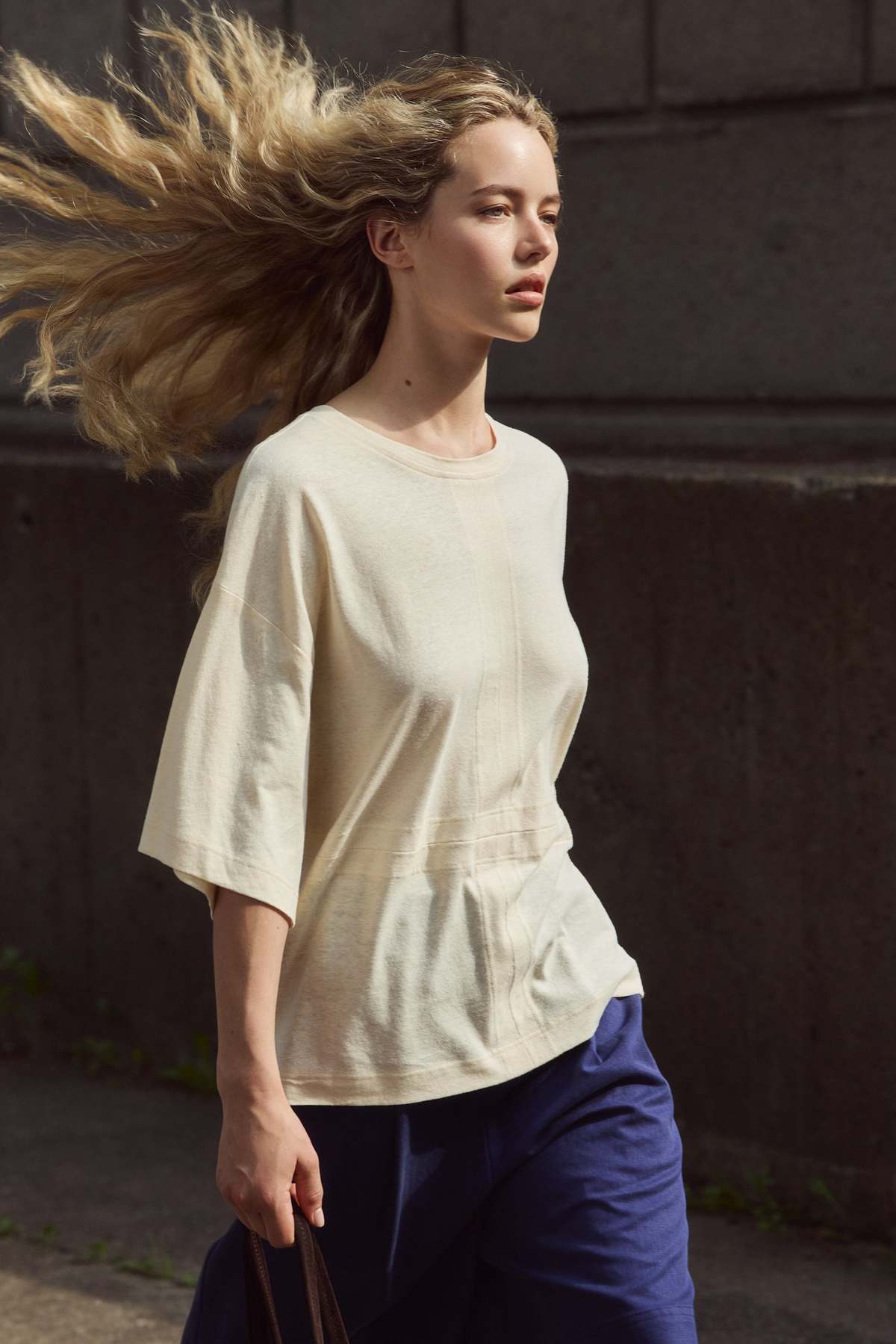 Défauts Eve Gravel Marissa Top - Crème - Image 1 of 2