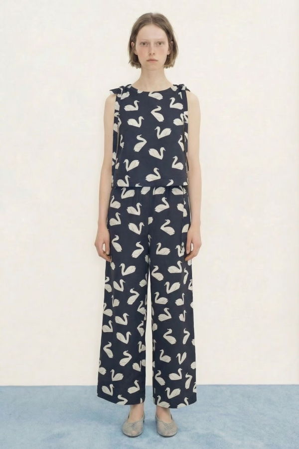 TINY BIG SISTER Swans Top