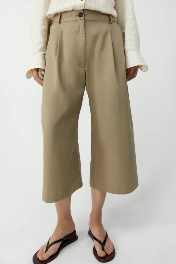 Cordera Cotton Capri Pants