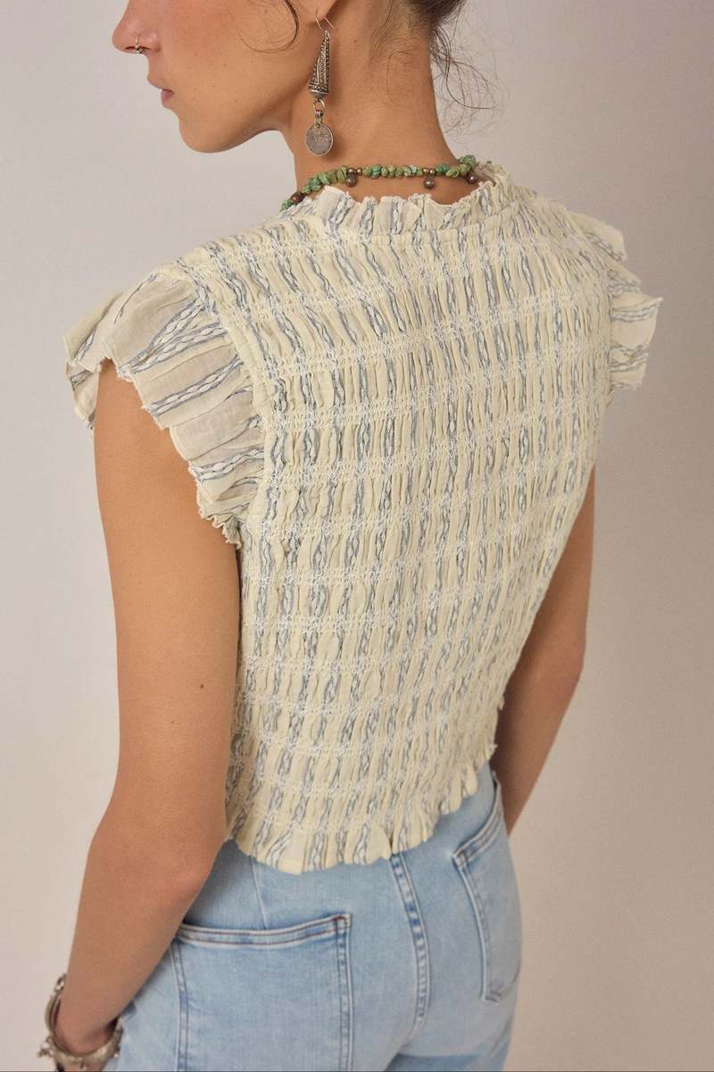 Maison Hotel Omaris Sleeveless Blouse