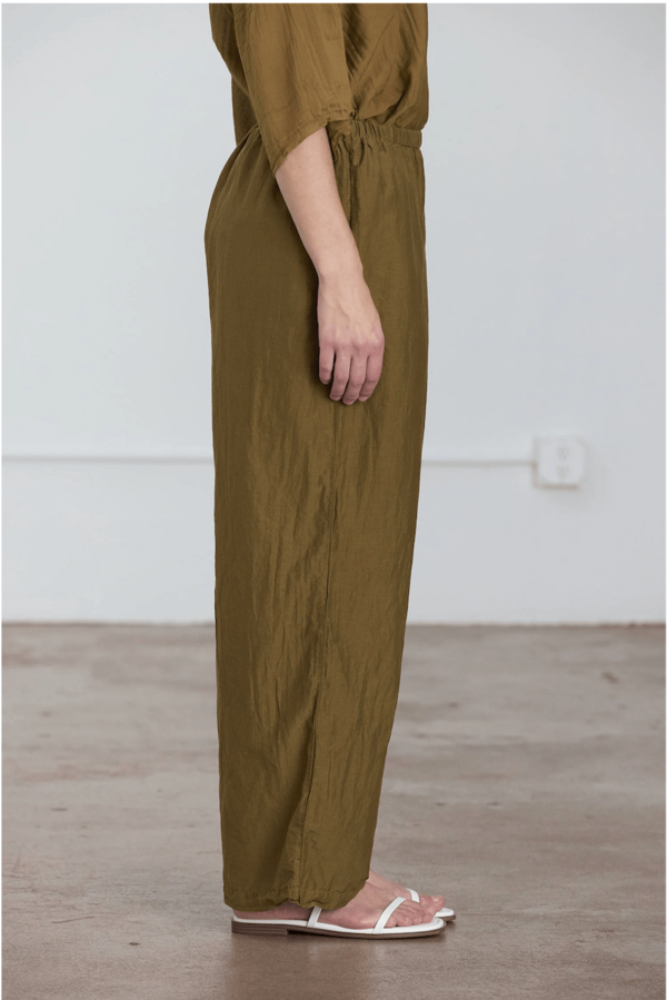 Black Crane Straight Pants