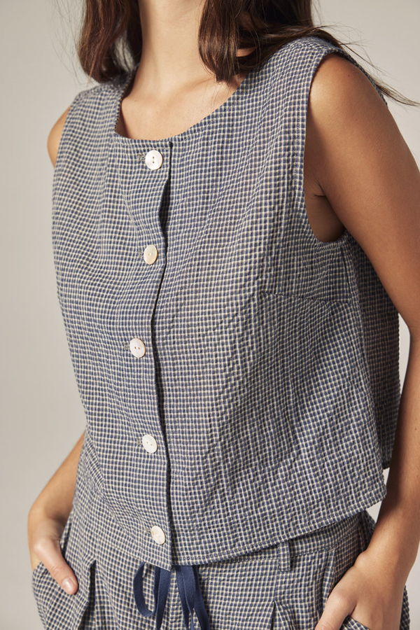 amente Plaid Button Down Top