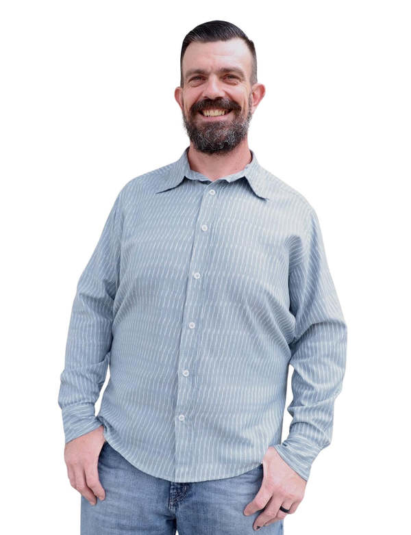 Passion Lilie Bleu Button Down Shirt