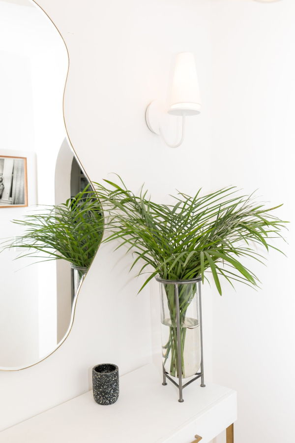 Puebco Glass Tube With Stand Vase