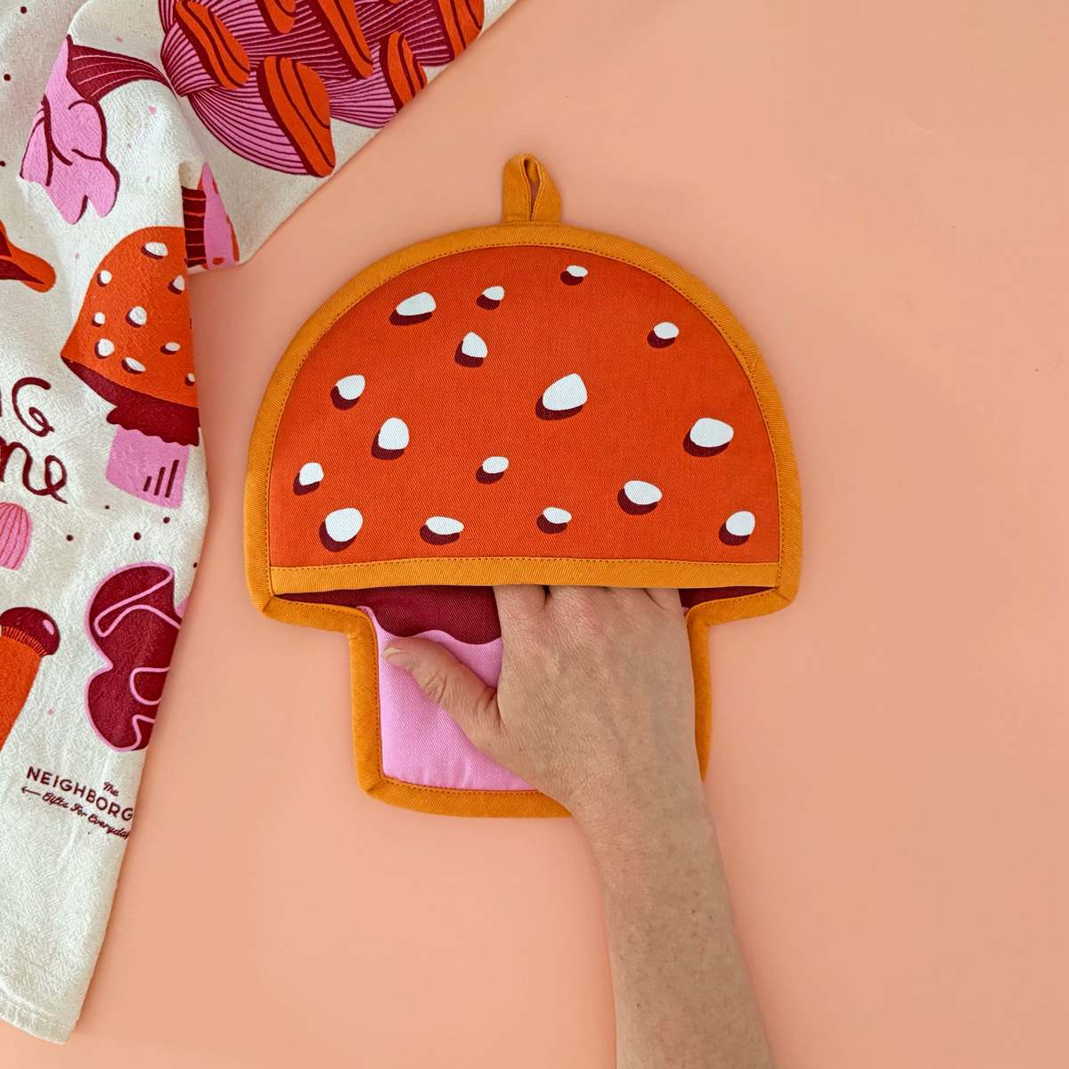 The Neighborgoods Mushroom Tea Towel and Pot Holder Set - Image 2 of 5