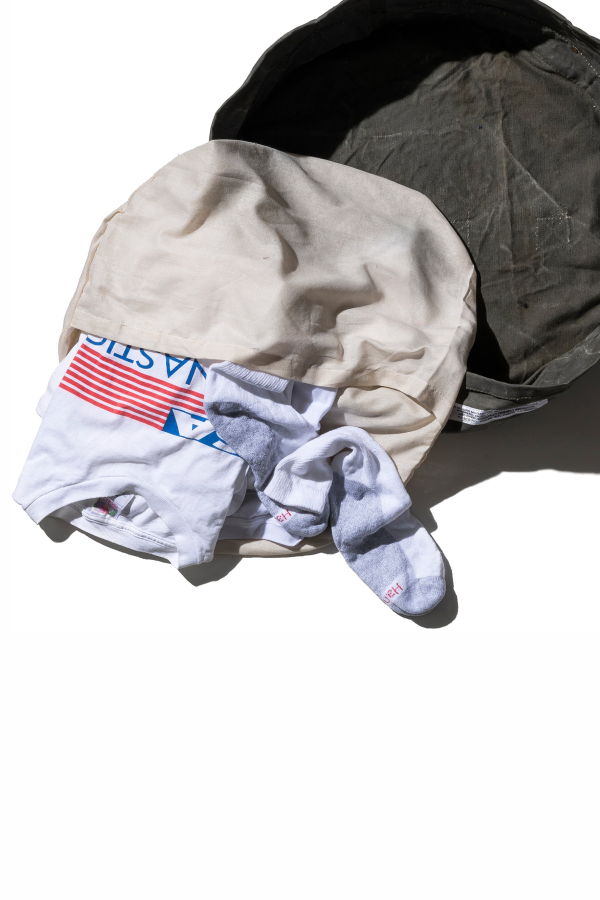 Puebco Rivet Pet Bed