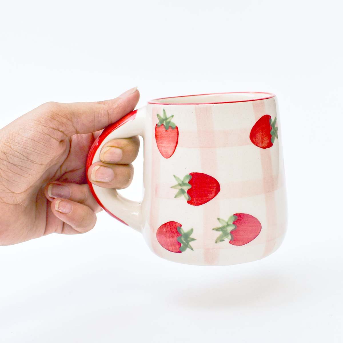 Casa Amarosa Strawberry Checkered Delight Ceramic Mug - Image 4 of 5
