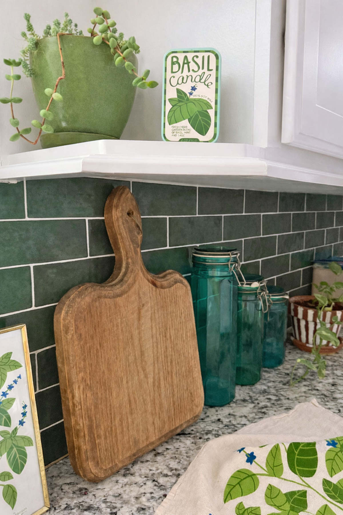 The Neighborgoods Tomato & Basil Candle Set of 2 - Image 8 of 10