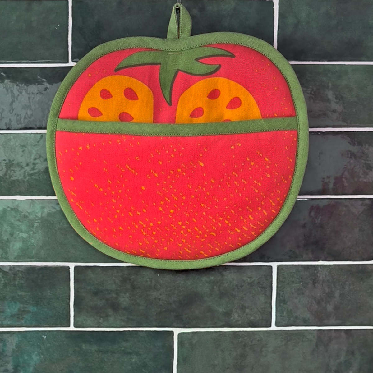 The Neighborgoods Tomato Tea Towel and Pot Holder Set - Image 6 of 7