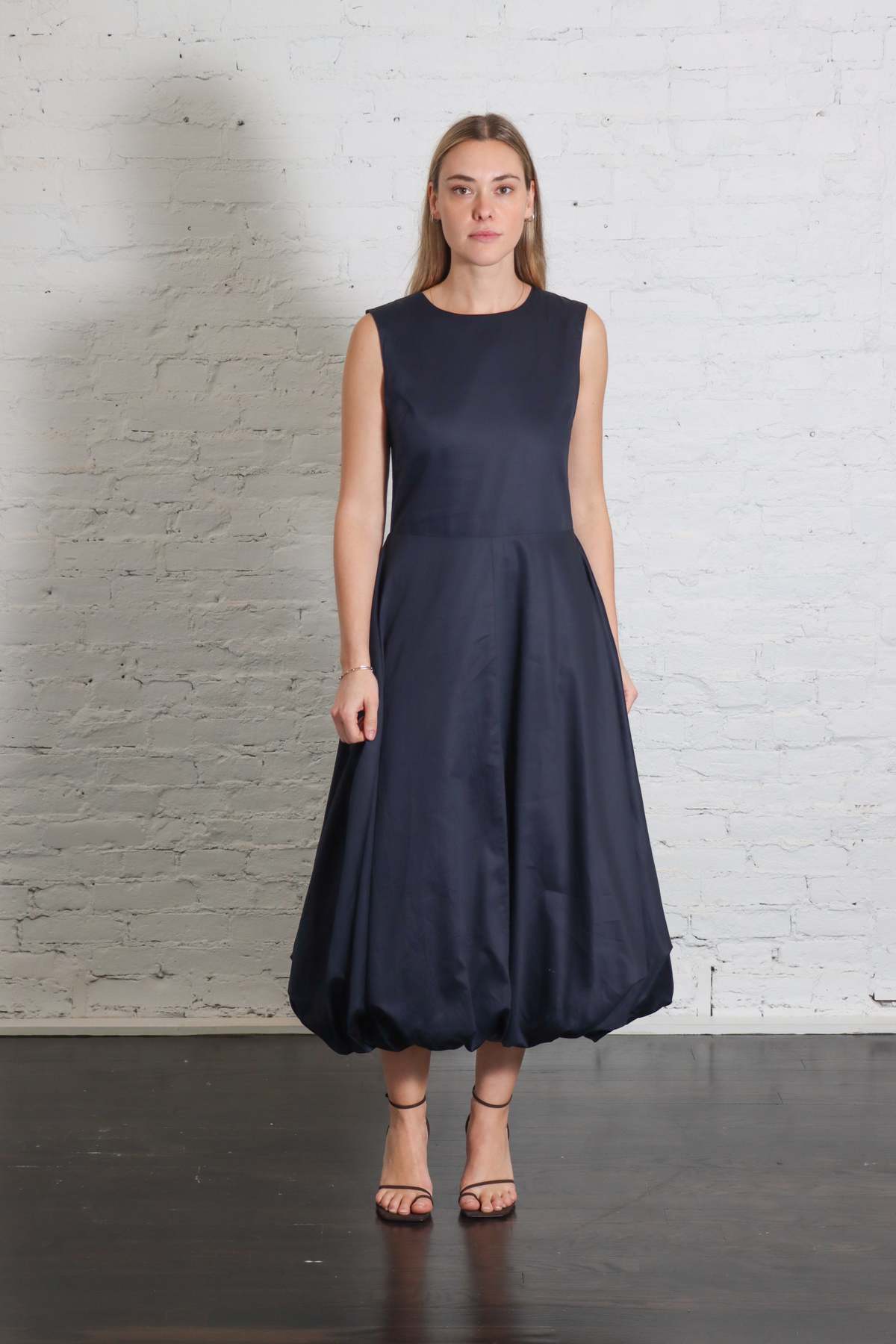 Shwetambari Bubble Dress - Image 3 of 6