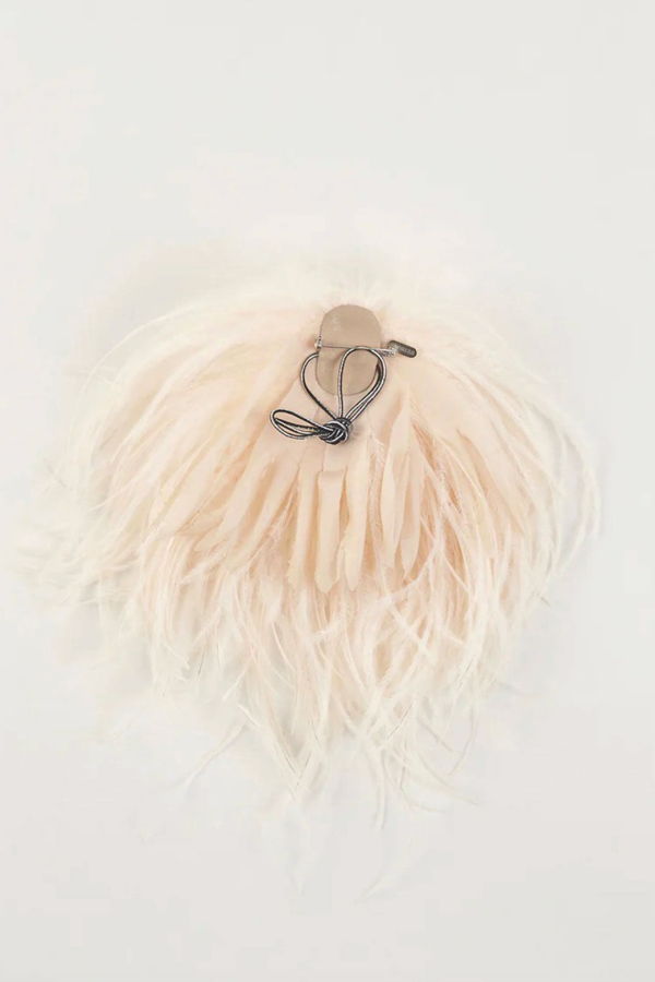INDRESS Feather Brooch/Headpiece - Champagne