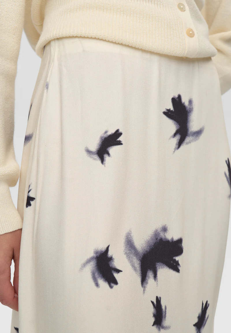 Minimum Beryls Skirt - Coconut Milk