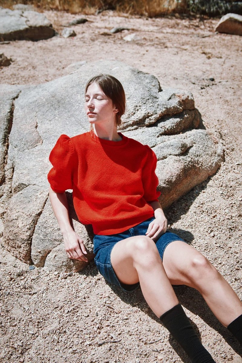 L'ENVERS Elisabeth Puff Sleeve Tee - Red