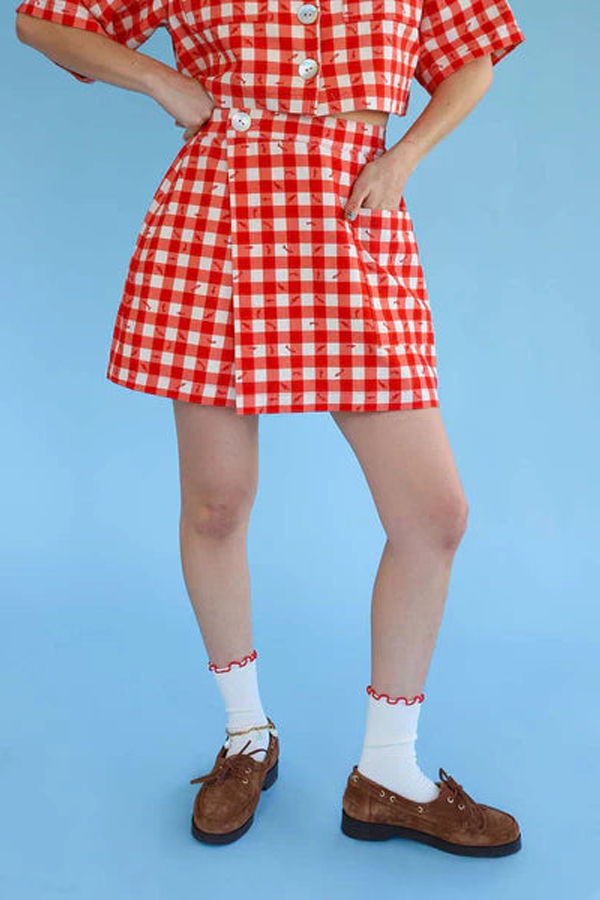 Noble Shell Utility Skort in Gingham Fishies