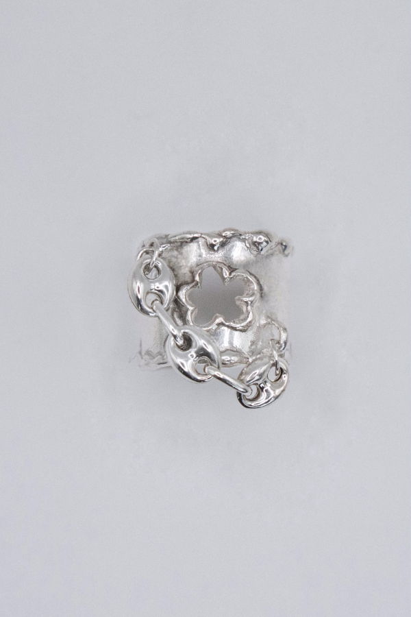 amemori Chained Flower Ring